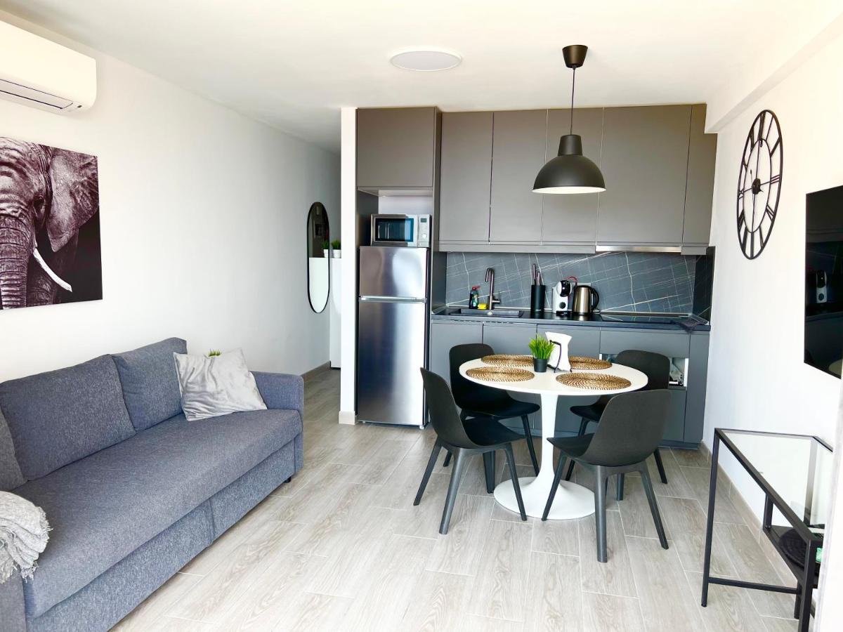 Copacabana Ocean View Apartament Playa Feñabe Extérieur photo